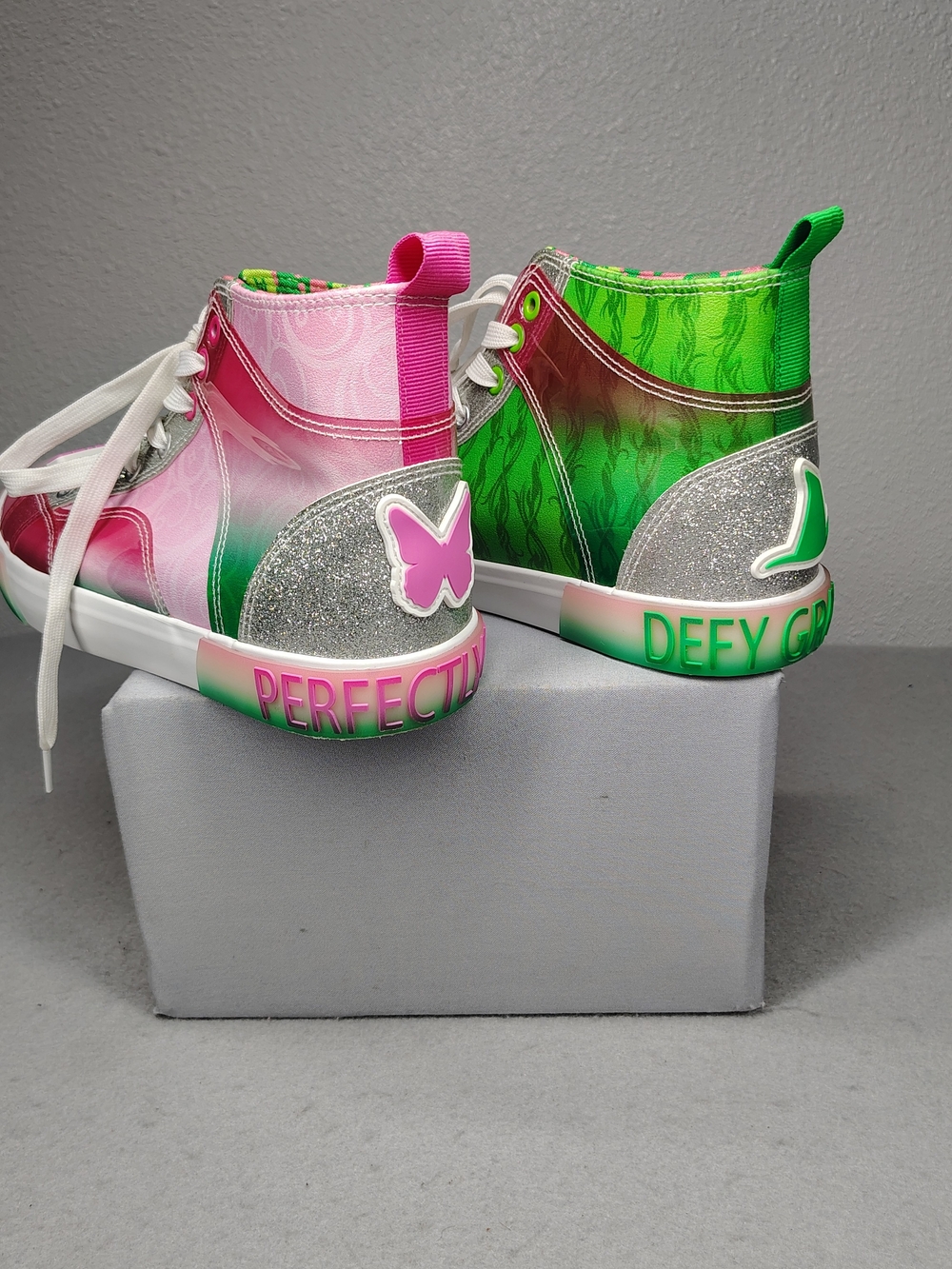 GroundUP Wicked High Top Sneakers Women's 9.5 - Picture 3 of 10